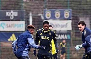 Fenerbahçe, Gaziantep FK maçı hazırlıklarına...