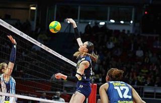 Fenerbahçe, Şampiyonlar Ligi’ne altın setle veda...