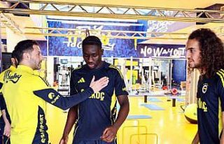 Fenerbahçe, Samsunspor maçı hazırlıklarına başladı