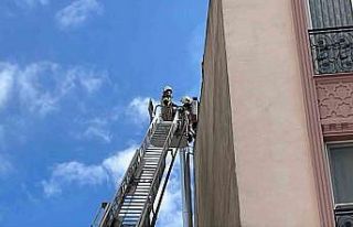 Fırının bacasında çıkan yangın korkuttu