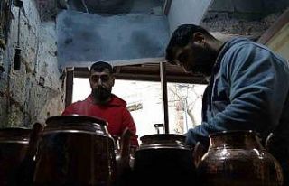 Gaziantep’te kalaycılarin bayram mesaisi