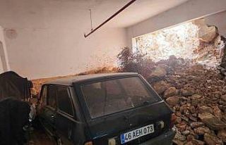 Gaziantep’te yağmur duvarı yıktı