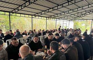 Gelenek sürüyor: Tüm mahalle bir araya gelerek...