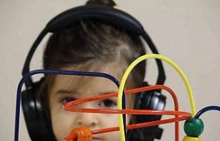 Geliştirdiği müzik temelli yöntem otizmde yüzde...