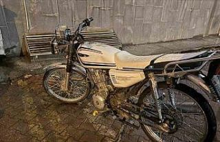Gemerek’te çalıntı motosiklet operasyonu: 2 şüpheli...