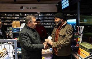 Gölbaşı Belediyesi’nden vatandaşlara sahurluk...