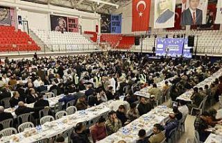 Hatay Büyükşehir Belediyesi’nin iftar sofrası...