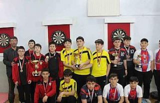 Hedefi 12 den vurdular