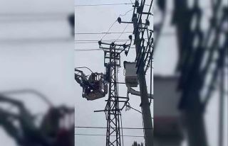 Hırsızlık için çıktığı elektrik direği sonu...