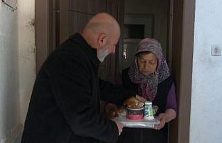 Hizmetleriyle gönüllerde taht kuran Başkan Çolakbayrakdar’a...