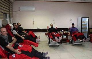 İftar yapıp kan vermeye koştular