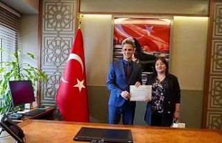 İHA muhabiri hem işini yaptı hem de en çok kitap...