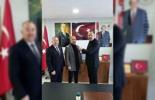 İlçe Başkanlığında istifa ederek AK Partiye...