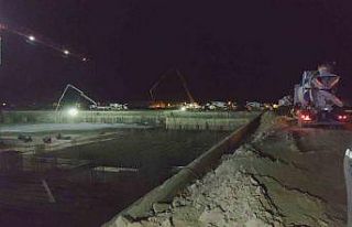 İnşaatta yaklaşık 7 metre yükseklikten düşen...