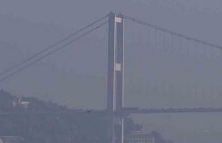 İstanbul’da sis etkisini göstermeye devam ediyor