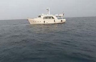 İtalya rotasındaki özel teknede düzensiz göçmen...