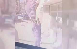 İzmir’de alacak verecek kavgası kanlı bitti:...