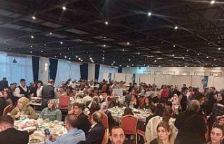 İzmir’de Erzurumlular iftar programında buluştu