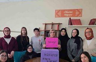 İzmirli öğrencilerin el emeği Gazze’de iftar...