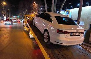 Kadıköy sahil yolunda makas pahalıya patladı:...