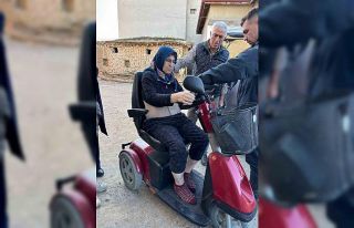 Kadınanalar Kültür Derneği’nden anlamlı hediye