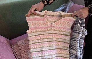 Kadınların ördüğü bebek kıyafetleri ihtiyaç...