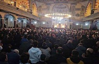 Kadir Gecesi’nde camiler doldu taştı