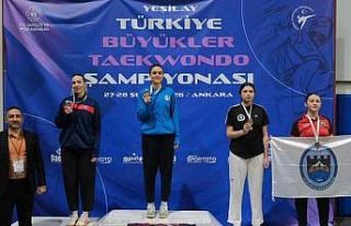 Kağıtsporlu sporculardan madalya yağmuru