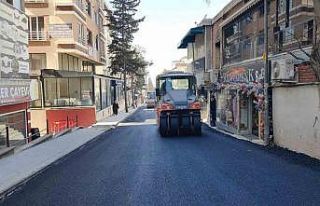 Kahramanmaraş’ta yol yenileme çalışmaları sürüyor