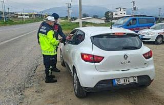 Karacasu’da bayramda trafik ekipleri sahada