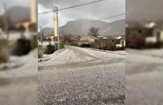 Karapınar’da dolu yağışı