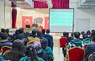 Karapınar’da lise öğrencileriyle bilim söyleşisi