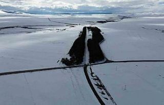 Kars’ta bahar ortasında kış manzarası: Benliahmet...