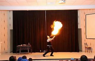 Kartepe’de çocuklar ramazan etkinliklerinde tiyatro...