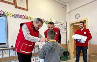 Kastamonu’da 6 bin 400 öğrencinin yüzü bayramlık...