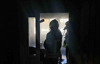 Kayseri’de apartman yangını ekiplerce söndürüldü