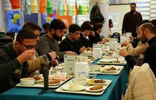 KBÜ’de uluslararası öğrenci iftarı düzenlendi