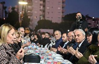 Kepez’de Ramazan bereketi: 5 mahalle tek sofra