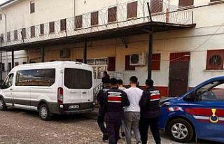 Kesinleşmiş 12 yıl cezayla aranan 2 şahıs yakalandı