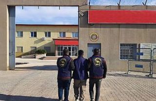 Kesinleşmiş 17 yıl cezayla aranan şahıs yakalandı