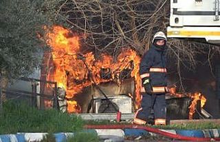 Kilis’te STK’ya ait prefabrik yapıda yangın