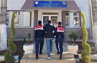 Kırıkkale’de aranan 2 hükümlü yakalandı