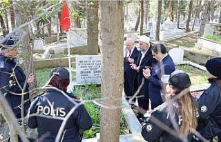 Kırklareli’nde şehit polis İbrahim Çınar kabri...