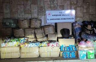 Kırşehir’de 2 milyonluk faturasız ürün ele...