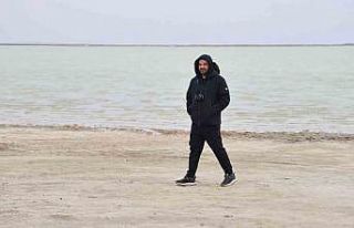 Kırşehir’de flamingolar fotoğraf tutkunlarının...