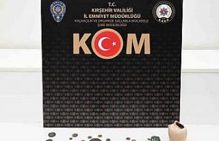 Kırşehir’de tarihi eser operasyonu: 38 parça...