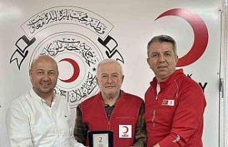 Kızılay Manisa’dan Ramazan başarısına ödül...