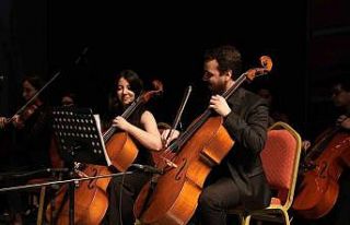 Kocaeli Orkestrası, Toygar Işıklı dizi müziklerini...