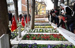 Kocaeli’de bayramda şehitliklerde dualar edildi