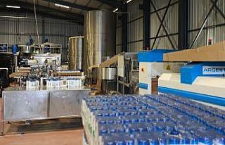 Kocaeli’de jandarma ve zabıtadan kaçak imalathaneye...